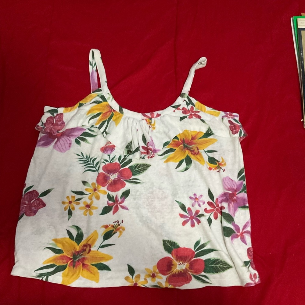 Floral Print Sleeveless Top